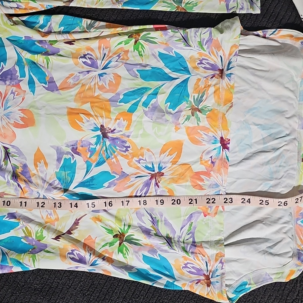 Roxy Multicolor Floral Bikini Set - Picture 9 of 10